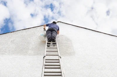 Peinture extérieure à Villeneuve-les-Genêts — façades et ravalement